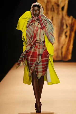 Look 25